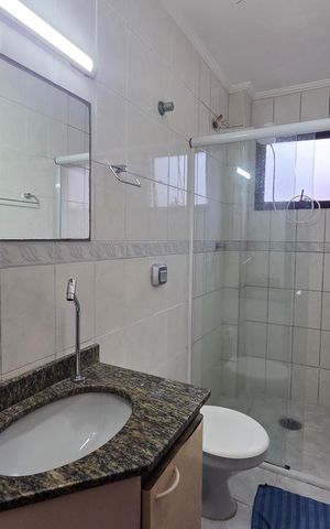 Apartamento para alugar com 70m², 2 quartos e 1 vaga Apartamento para alugar com 70m², 2 quartos e 1 vagaBanheiro da Suíte