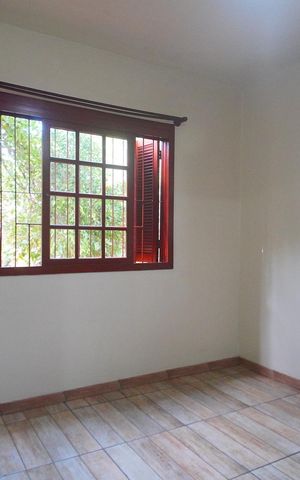 Casa à venda com 100m², 3 quartos e 1 vaga Casa à venda com 100m², 3 quartos e 1 vagaSala