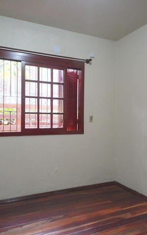 Casa à venda com 100m², 3 quartos e 1 vaga Casa à venda com 100m², 3 quartos e 1 vagaQuarto 1