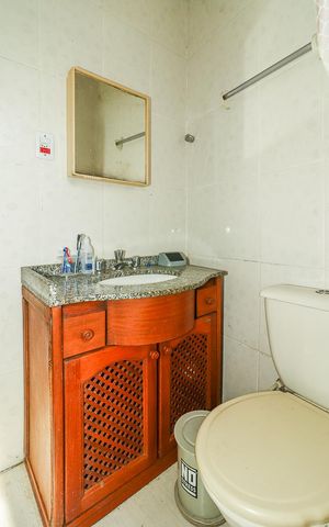 Casa para alugar com 240m², 3 quartos e 1 vagaBanheiro casa 3