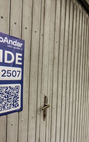 Casa para alugar com 240m², 3 quartos e 1 vaga Casa para alugar com 240m², 3 quartos e 1 vagaPlaquinha