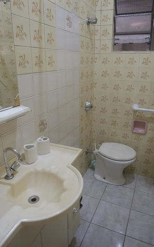 Casa para alugar com 90m², 3 quartos e 1 vagaBanheiro