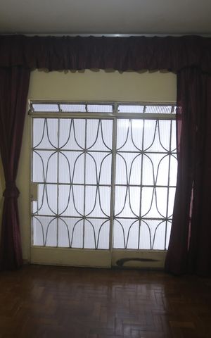Casa para alugar com 90m², 3 quartos e 1 vagaSala