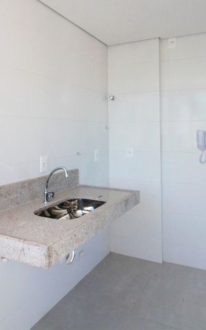 Apartamento à venda com 50m², 2 quartos e 2 vagasCozinha