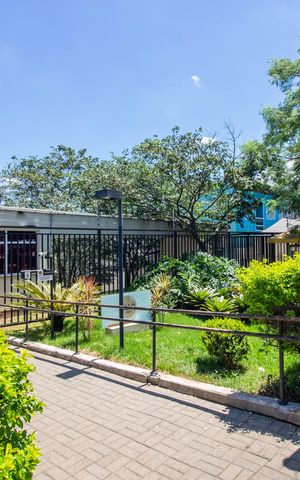 Apartamento para alugar com 43m², 2 quartos e 1 vaga Apartamento para alugar com 43m², 2 quartos e 1 vagaFachada e portaria