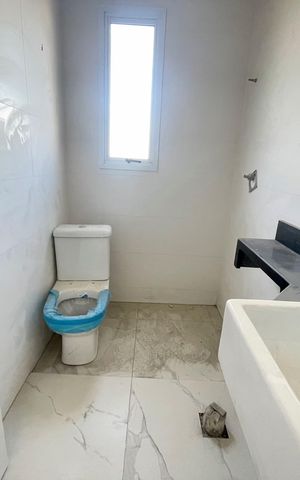 Apartamento à venda com 58m², 2 quartos e 2 vagasBanheiro social