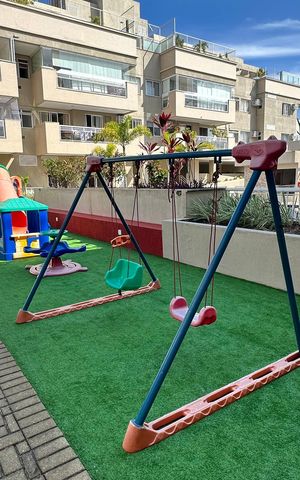 Apartamento à venda com 144m², 3 quartos e 2 vagas Apartamento à venda com 144m², 3 quartos e 2 vagasÁrea comum - Playground