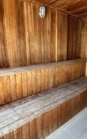 Apartamento à venda com 144m², 3 quartos e 2 vagas Apartamento à venda com 144m², 3 quartos e 2 vagasÁrea comum - Sauna
