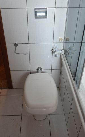 Casa à venda com 236m², 3 quartos e 6 vagasBanheiro da Suíte