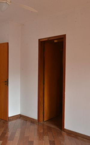 Casa à venda com 236m², 3 quartos e 6 vagasQuarto Suíte