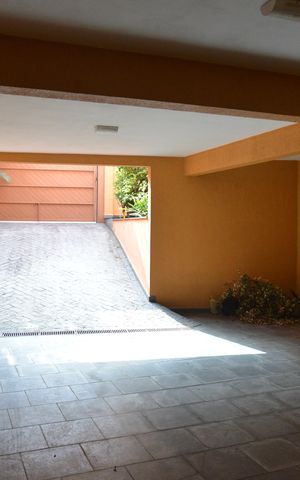 Casa à venda com 236m², 3 quartos e 6 vagasGaragem