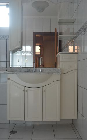 Casa à venda com 236m², 3 quartos e 6 vagasBanheiro da Suíte