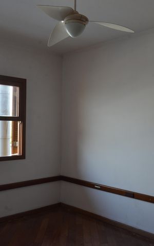 Casa à venda com 236m², 3 quartos e 6 vagasQuarto 2
