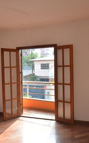 Casa à venda com 236m², 3 quartos e 6 vagasQuarto Suíte