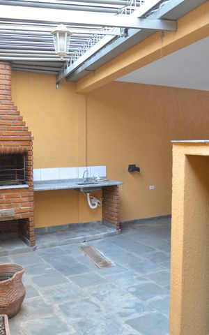 Casa à venda com 236m², 3 quartos e 6 vagasÁrea gourmet