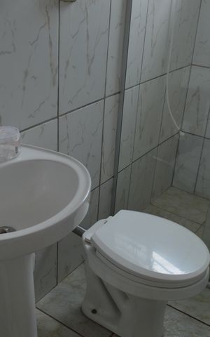 Casa à venda com 258m², 6 quartos e 5 vagasBanheiro da Suíte 4