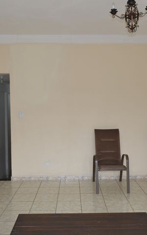 Casa à venda com 258m², 6 quartos e 5 vagasSala