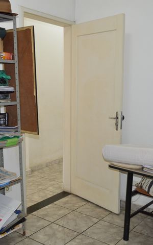 Casa à venda com 258m², 6 quartos e 5 vagasEscritório