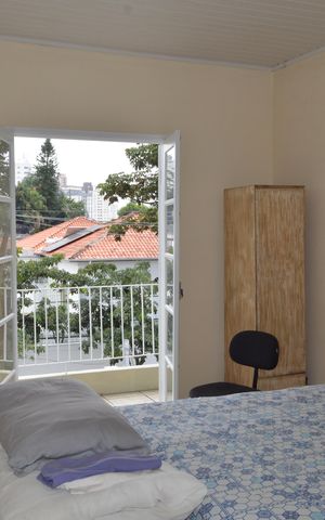 Casa à venda com 258m², 6 quartos e 5 vagasSuíte 1