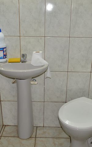 Casa à venda com 258m², 6 quartos e 5 vagasBanheiro da Garagem