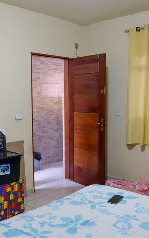 Casa à venda com 286m², 4 quartos e 2 vagas Casa à venda com 286m², 4 quartos e 2 vagasQuarto 3