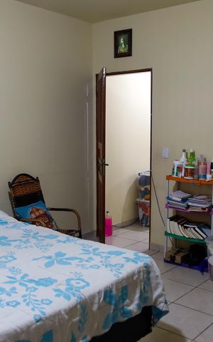 Casa à venda com 286m², 4 quartos e 2 vagas Casa à venda com 286m², 4 quartos e 2 vagasQuarto 3