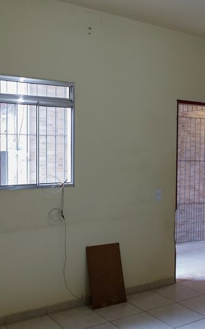Casa à venda com 286m², 4 quartos e 2 vagas Casa à venda com 286m², 4 quartos e 2 vagasSala