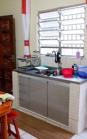 Casa à venda com 286m², 4 quartos e 2 vagas Casa à venda com 286m², 4 quartos e 2 vagasCozinha