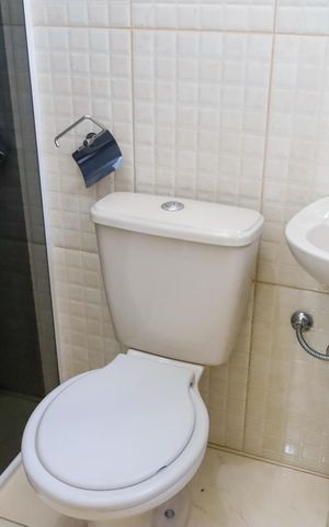 Casa à venda com 286m², 4 quartos e 2 vagas Casa à venda com 286m², 4 quartos e 2 vagasBanheiro da Suíte 1