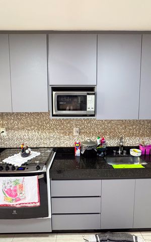 Casa à venda com 80m², 3 quartos e 5 vagas Casa à venda com 80m², 3 quartos e 5 vagasSala/Cozinha
