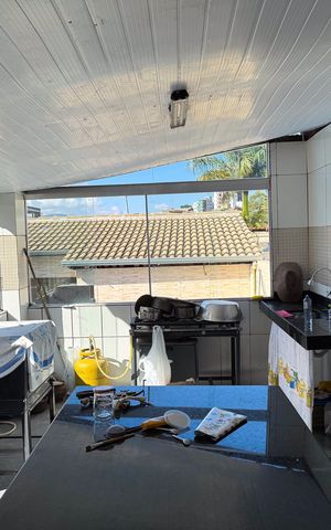 Casa à venda com 80m², 3 quartos e 5 vagas Casa à venda com 80m², 3 quartos e 5 vagasÁrea de Serviço