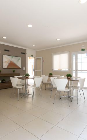 Apartamento à venda com 38m², 2 quartos e 1 vaga Apartamento à venda com 38m², 2 quartos e 1 vagaÁrea comum - Salão de Festas