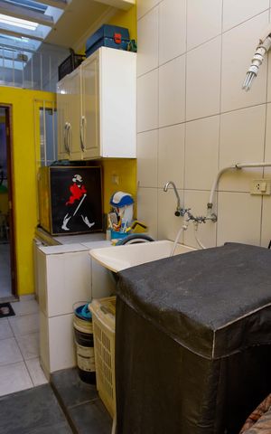 Casa à venda com 127m², 3 quartos e 1 vagaLavanderia