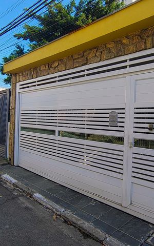 Casa à venda com 127m², 3 quartos e 1 vagaFachada