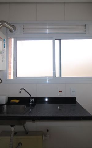 Apartamento à venda com 81m², 2 quartos e 1 vagaÁrea de Serviço