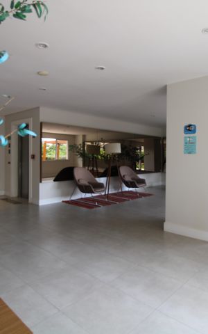 Apartamento à venda com 81m², 2 quartos e 1 vagaHall de entrada