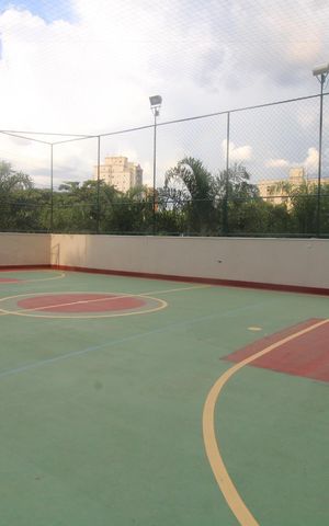 Apartamento à venda com 81m², 2 quartos e 1 vagaÁrea comum - Quadra