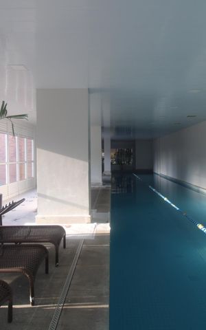 Apartamento à venda com 81m², 2 quartos e 1 vagaÁrea comum - Piscina coberta