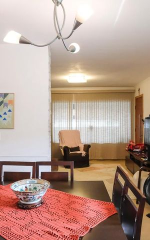 Casa à venda com 162m², 3 quartos e 3 vagasSala