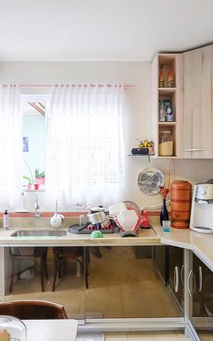 Casa à venda com 162m², 3 quartos e 3 vagasCozinha
