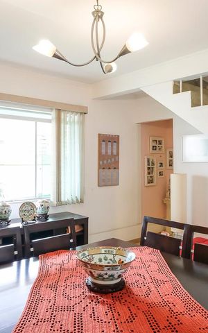 Casa à venda com 162m², 3 quartos e 3 vagasSala