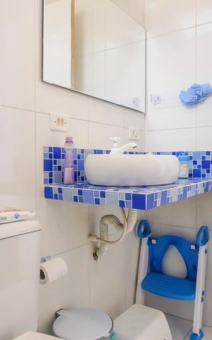 Casa à venda com 162m², 3 quartos e 3 vagasBanheiro