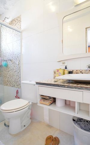 Casa à venda com 162m², 3 quartos e 3 vagasBanheiro da suíte