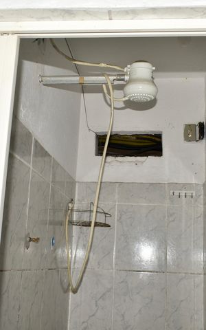 Casa para alugar com 37m², 1 quarto e sem vaga Casa para alugar com 37m², 1 quarto e sem vagaBanheiro