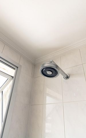 Apartamento à venda com 65m², 2 quartos e 1 vaga Apartamento à venda com 65m², 2 quartos e 1 vagaBanheiro da Suíte
