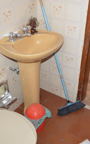 Casa à venda com 150m², 4 quartos e 2 vagasBanheiro Superior