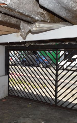 Casa à venda com 150m², 4 quartos e 2 vagasGaragem