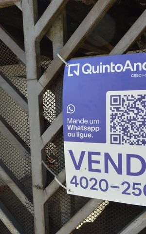 Casa à venda com 150m², 4 quartos e 2 vagasPlaquinha