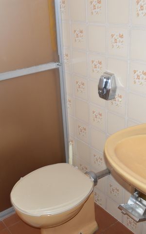 Casa à venda com 150m², 4 quartos e 2 vagasBanheiro Superior