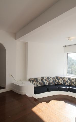 Apartamento para alugar com 74m², 2 quartos e 2 vagasSala